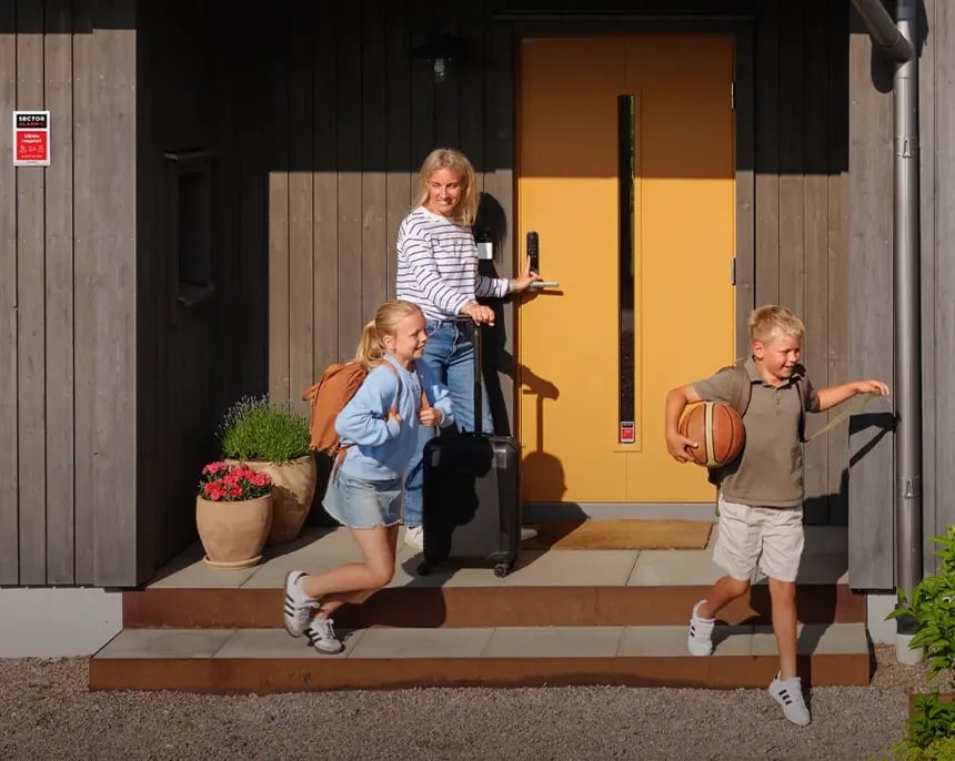 env-perhe-lahdossa-2