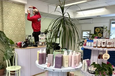 Murto kampaamoon – kuinka yrityksen hälytysjärjestelmä suojaa yritystäsi ja liikevaihtoasi