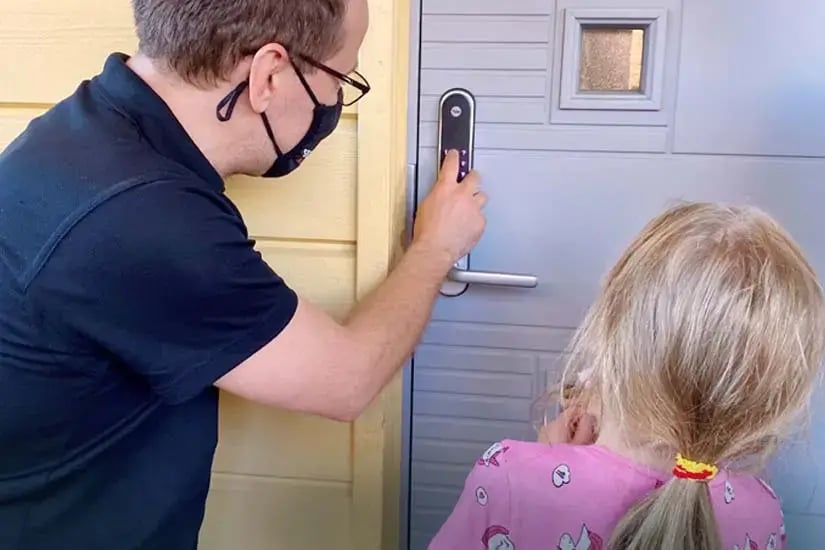 blogi-hero-digitaalinen-alylukko-helpotti-marin-perheen-arkea