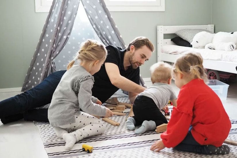 Jussi Piha valitsi kodin hälytysjärjestelmän Tampereella – Sector Alarm tuo turvaa perheelle