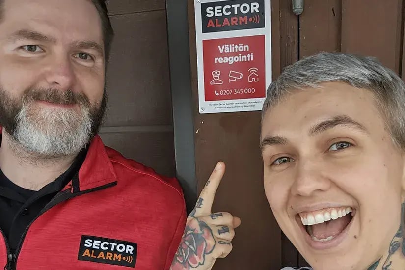 Nata Salmela suojaa kotinsa Sector Alarmin hälytysjärjestelmällä