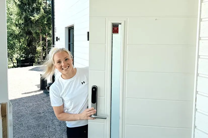 Oona Tolppanen on Sector Alarmin asiakas