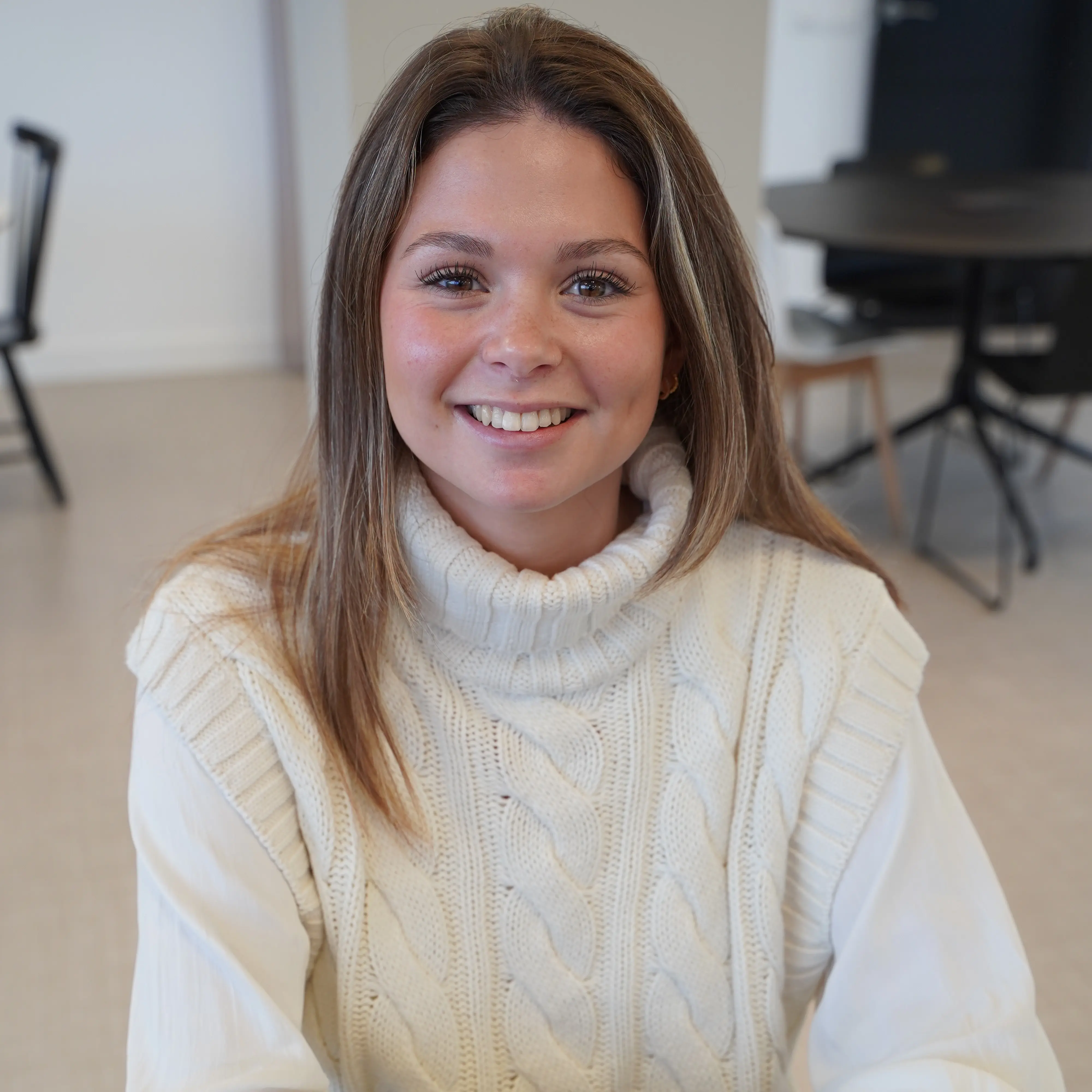 Sara - Frontline Sweden