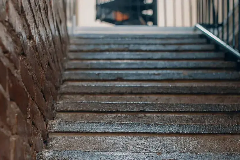 ”Hälytyskeskus näki, että joku siellä liikkui” – murtovaras iski kellariin