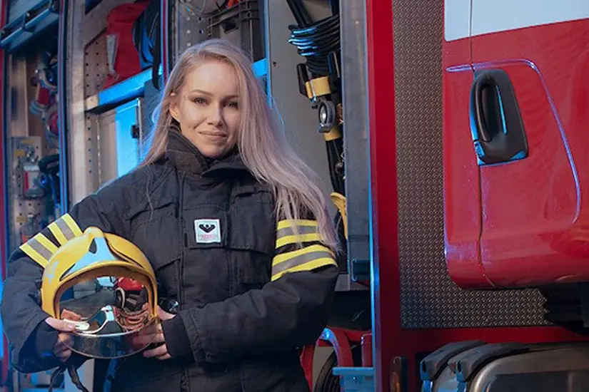 Palokuntalainen suojaa koteja: Minulle on tärkeää kun voin auttaa