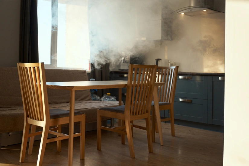 Kuinka välttää sähköpalo kotona – käytännön vinkit tulipalojen välttämiseksi