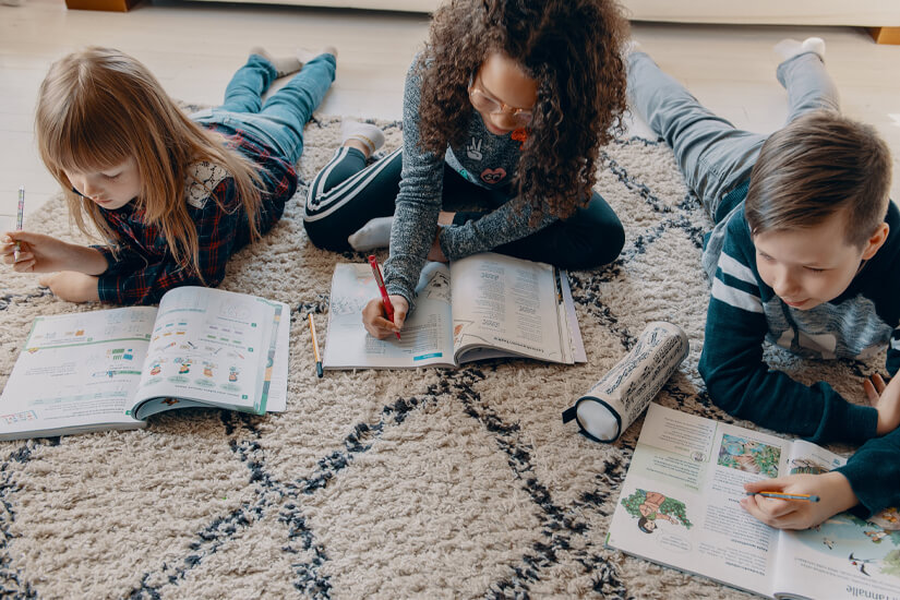 Lapsi on yksin kotona